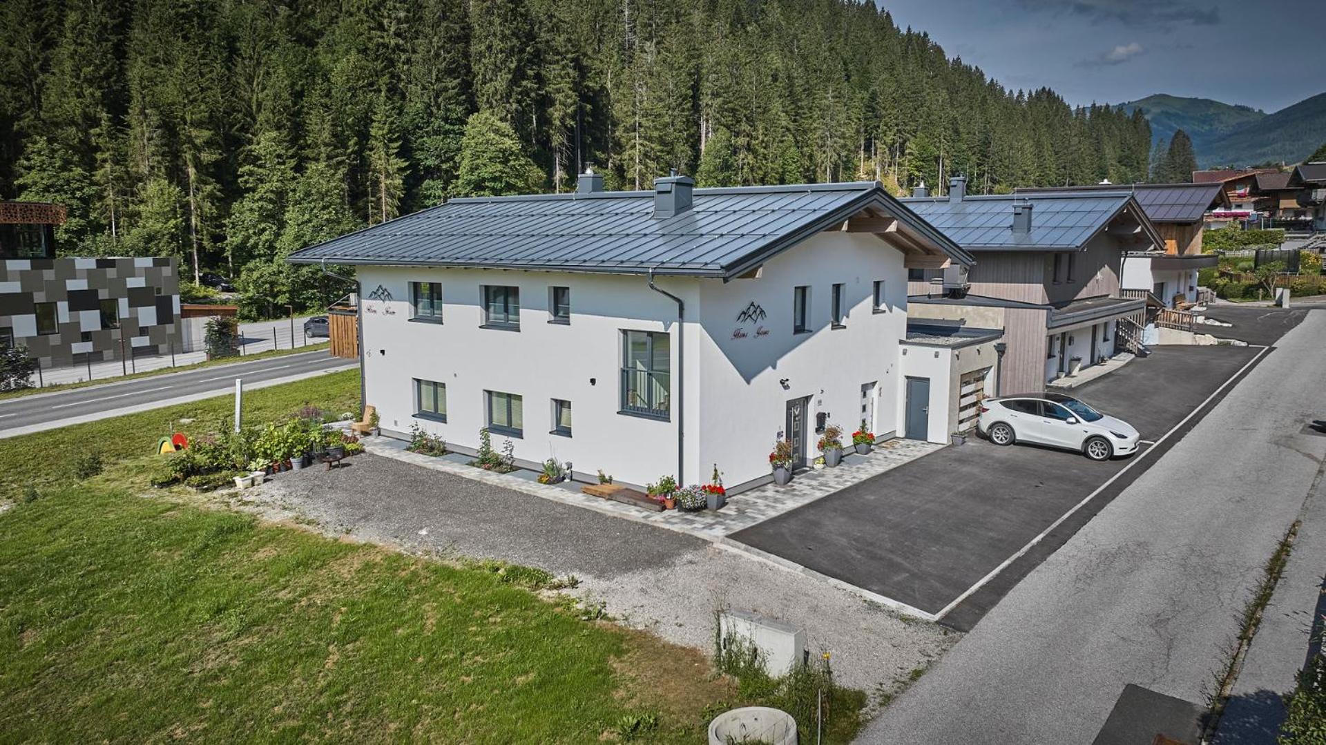 Haus Joan - Apartments Зальбах-Хинтерглемм Экстерьер фото