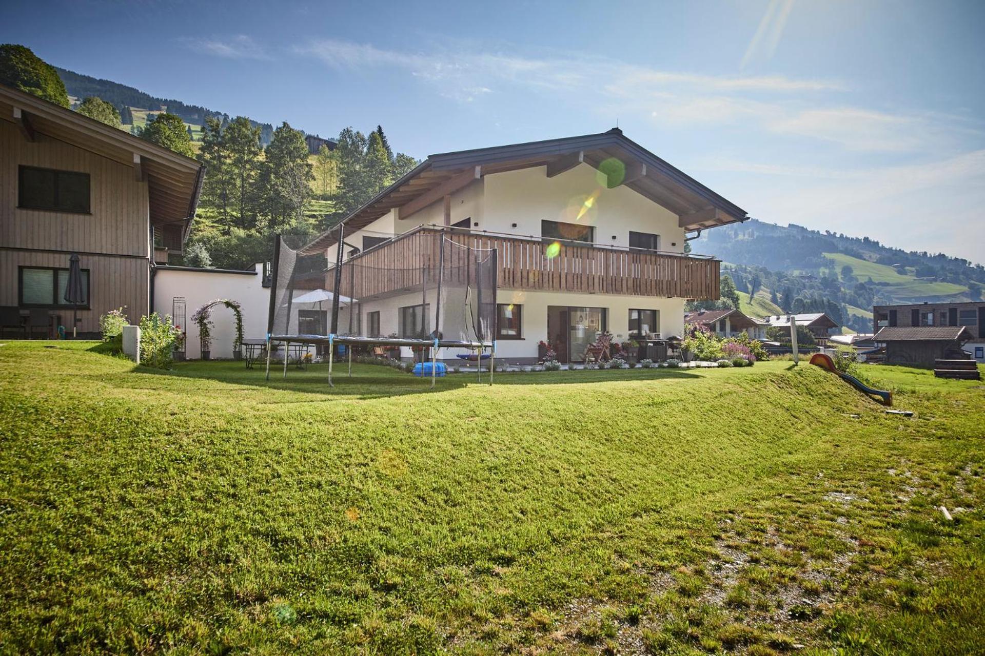 Haus Joan - Apartments Зальбах-Хинтерглемм Экстерьер фото